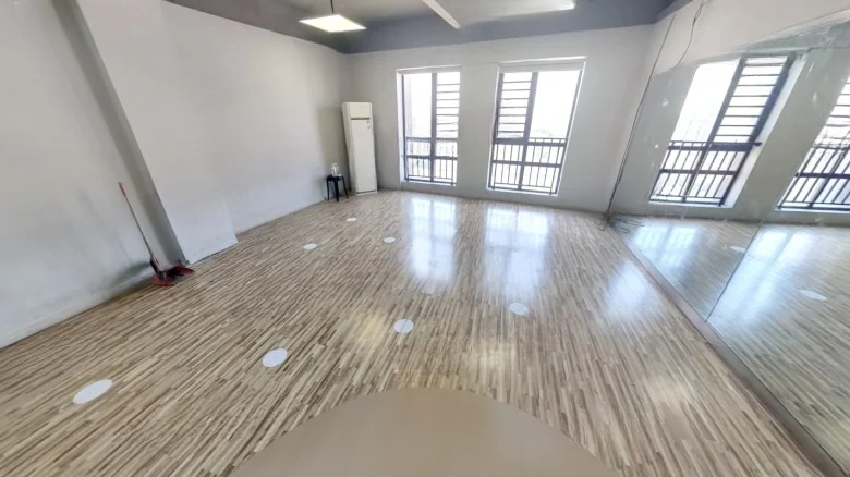 Pia Yi Exceptional - View 6