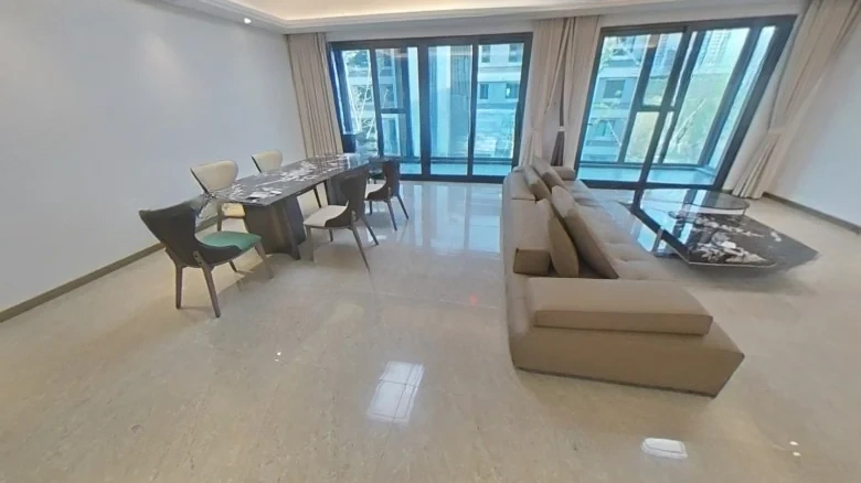 Swan Lake Harbor Three Districts - View 9