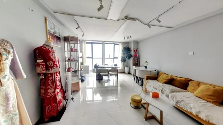 Lanzhou Zhongtianjian Square - View 3