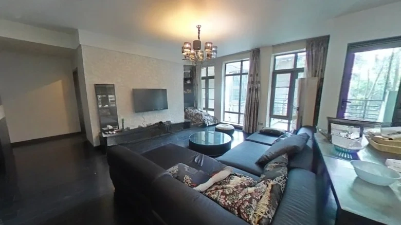 Lushan International Ceravemonte - View 1