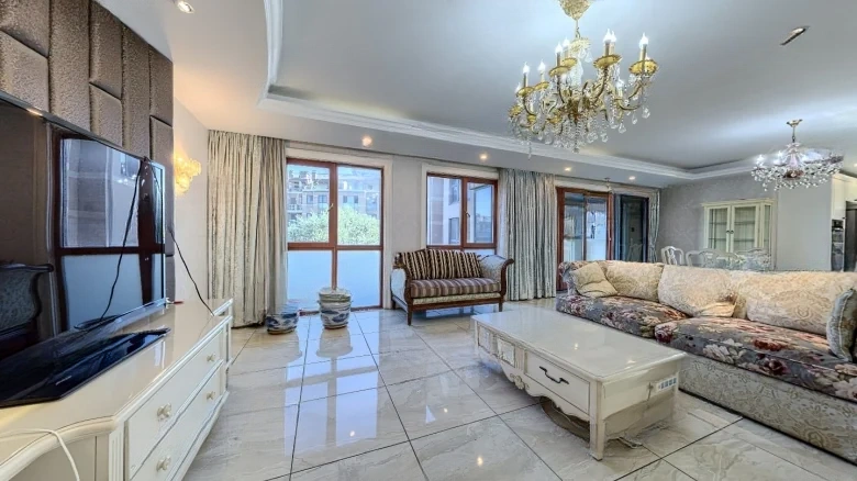 West Mountain Hua Fu Xia Yuan - View 1