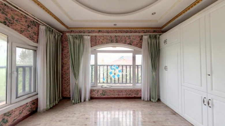 Ahquedain Manor - View 1