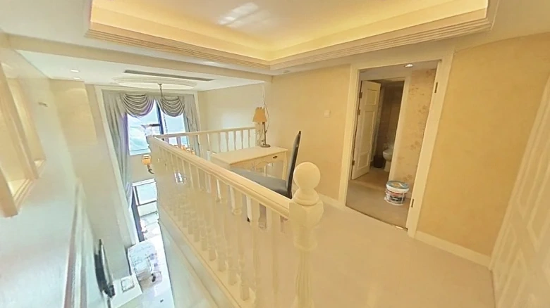 Junshang Golden Seat - View 5