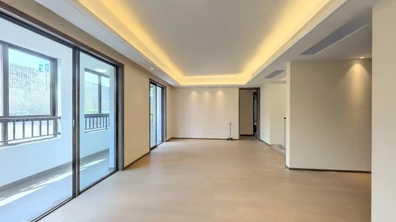 Zhongye Jinxiu Longwan Bay - View 9