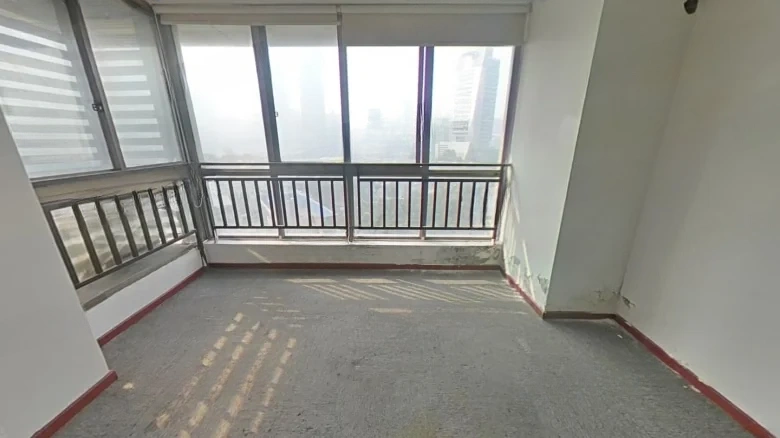 Jiale Purple Light - View 1