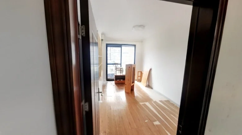 Te Fang Zun Fu - View 1