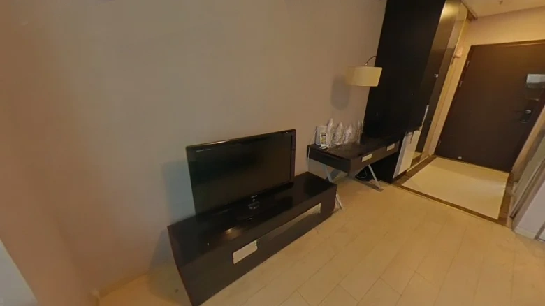 Oceanic Eastern韵 in this context doesn't have a direct equivalent in English for naming purposes, so - View 4