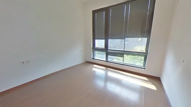 Floral Ode to Jiangnan - View 1