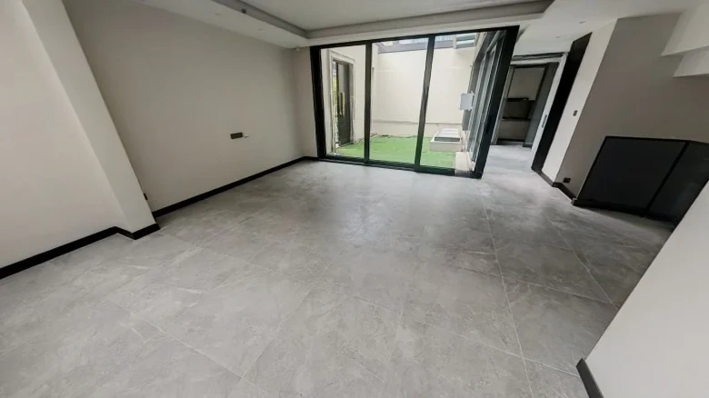 Jade West Lake Phase II - View 5