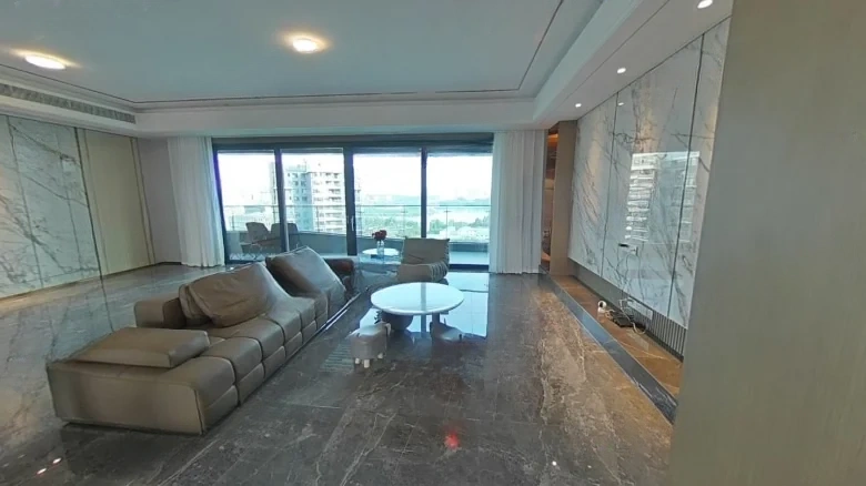 Longxi Lake Platinum Jade Pavilion - View 6