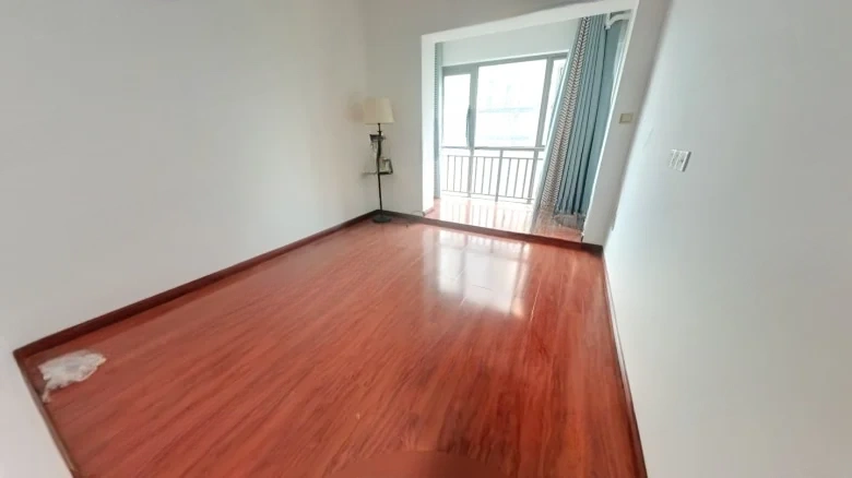 Shimao Lakefront Residence District D - View 4