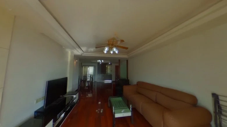 Lake Left Bank - View 6