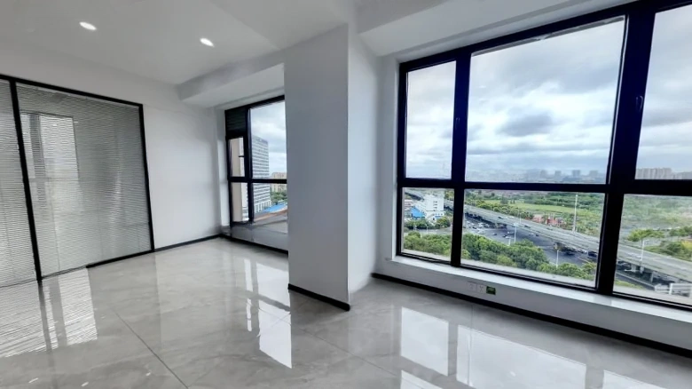 North Wing 99 Square - View 5