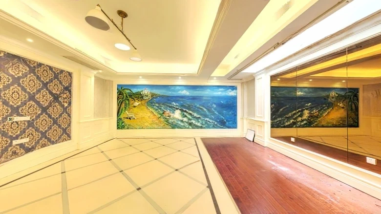 Dongcheng Courtyard Compound - View 1