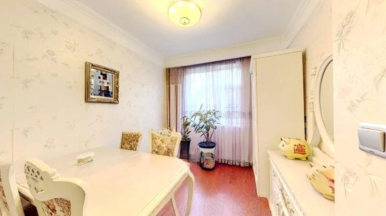 Poly Linden Language District B - View 1