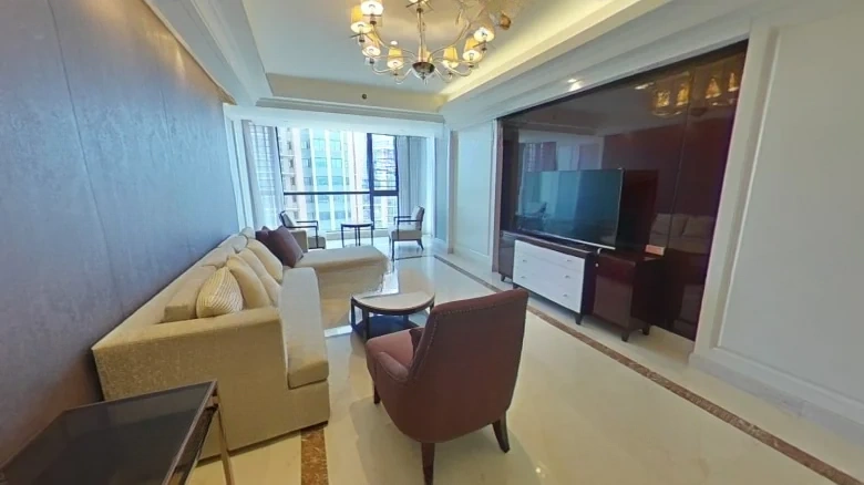 Front View Mansion - View 5