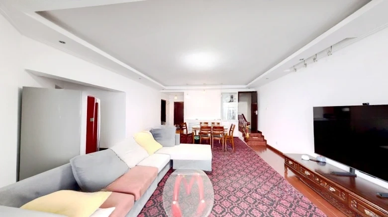 Silver Garden North District - View 1