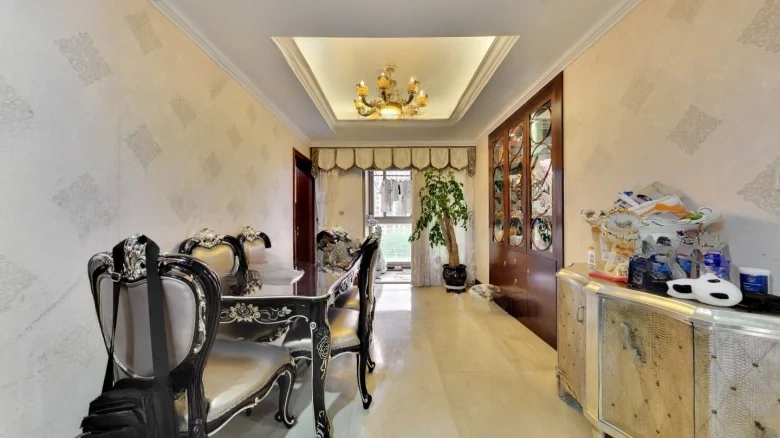 Inwin Crown International - View 4