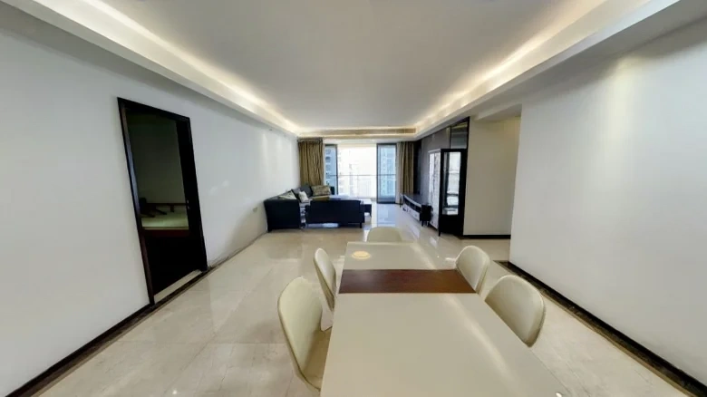 Jia Yu Junyu Gongguan - View 1