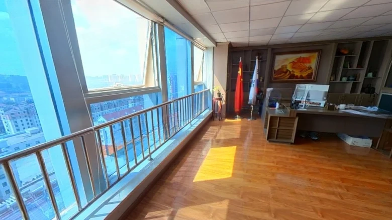 Green Fruit Saliva Street - View 3