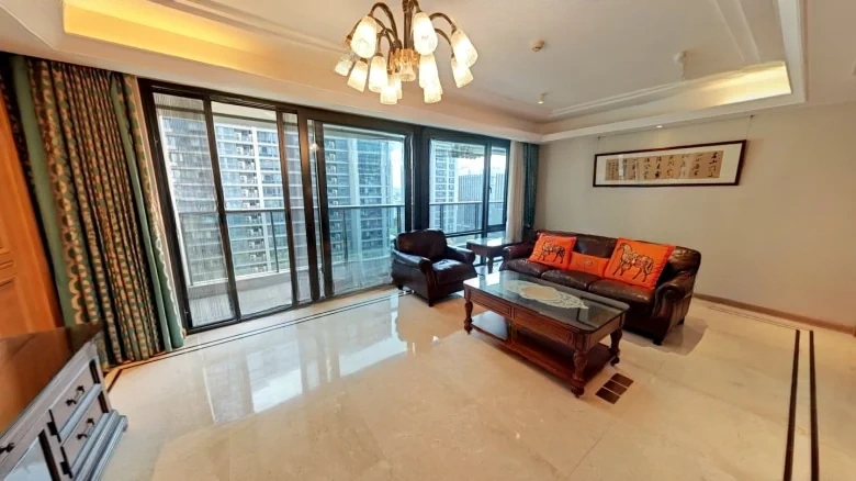 Everyone's Emerald City Golden Phoenix Mansion - View 6