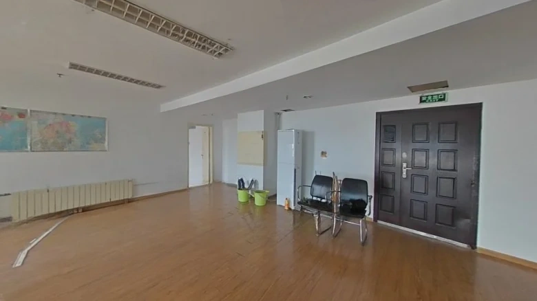 Yi Zhong Silver Street - View 4