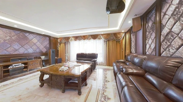 Jadeite Manor - View 1