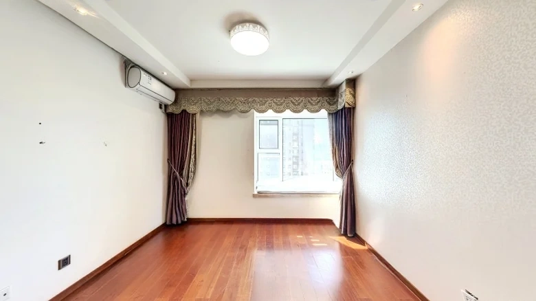 Shangjing Xin Shijie Plaza - View 4