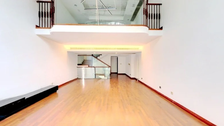 Glory of Heaven Below, Phase One - View 12