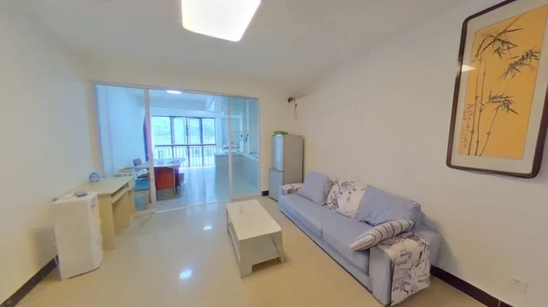 Fontaine Elegant Court - View 1