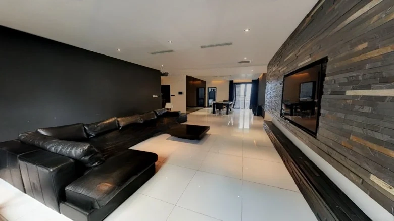 Purple Sandalwood - View 8