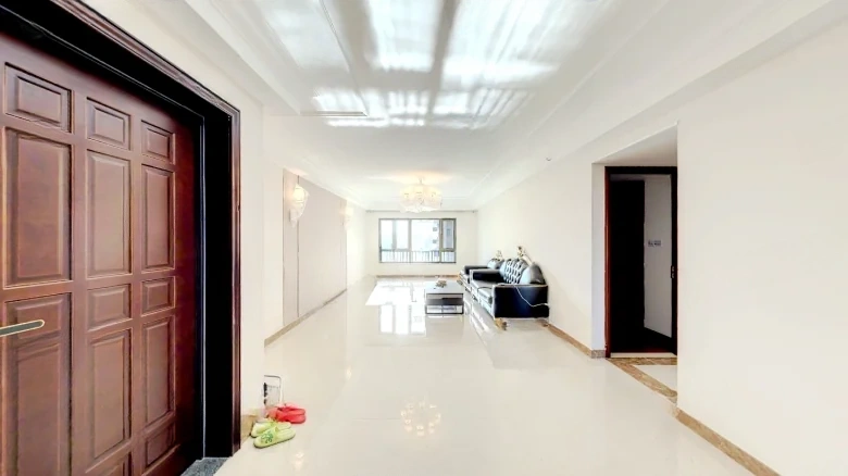 Peninsula Skyline - View 1