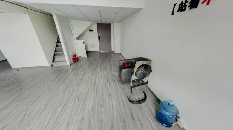 Zanglong Lake Shang Gongguan - View 5