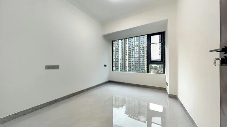 Huaqiao City Seaside One Number - View 1