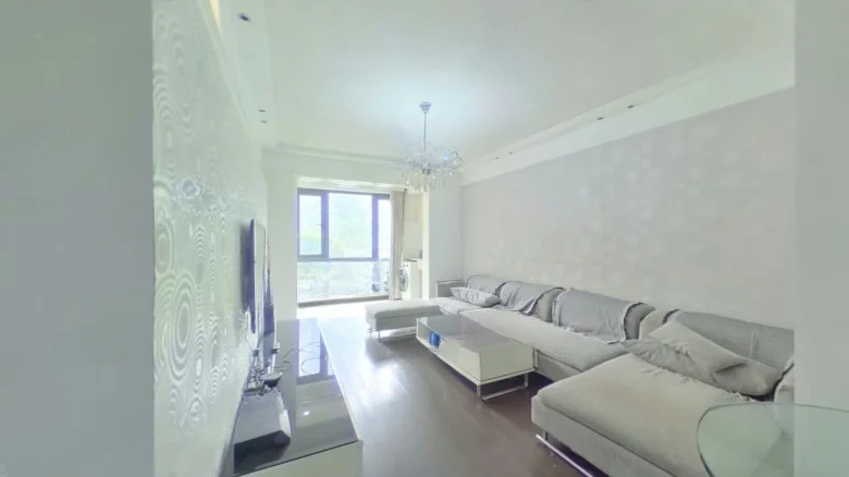 Chantilly Waterside - View 2