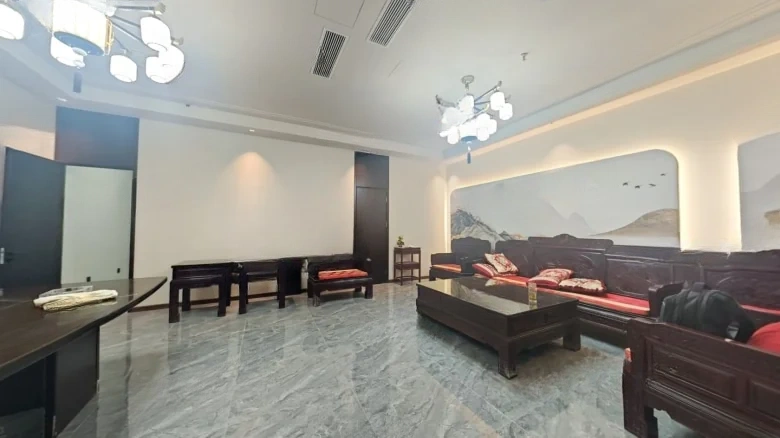 Shun City Commercial Street - View 1