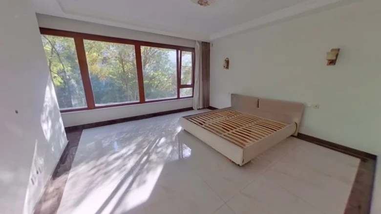 Xishan No.1 Courtyard South District - View 4