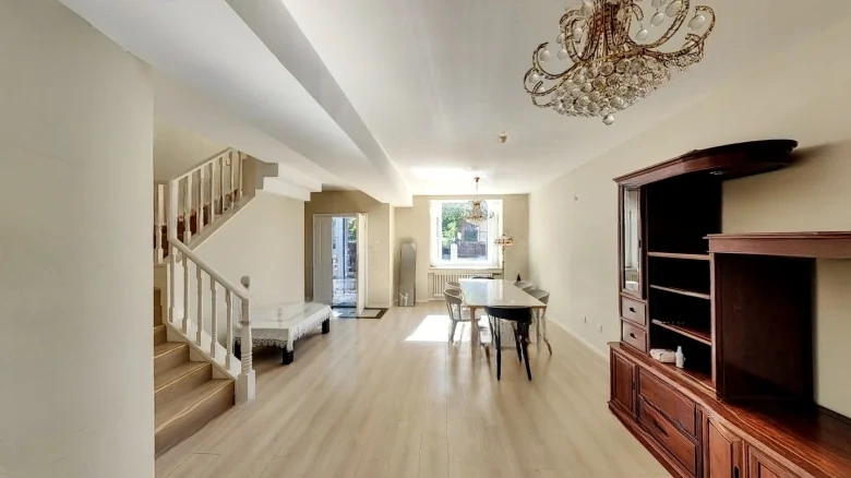 Famous Capital Garden - View 6