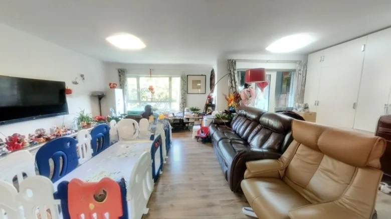 Sharp Trend International Apartment - View 7