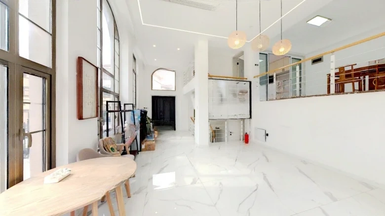 Silver Lake Zhuoyuan - View 1