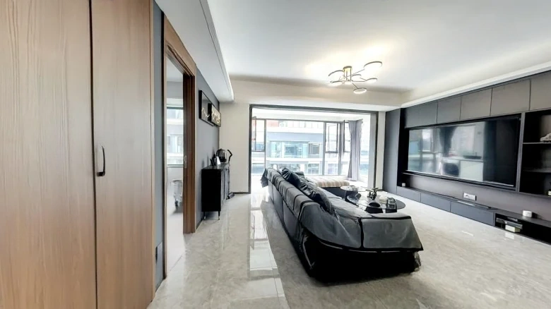 Jin Cheng Huachuang Rifa Changzhan Liuguang Shimu - View 6