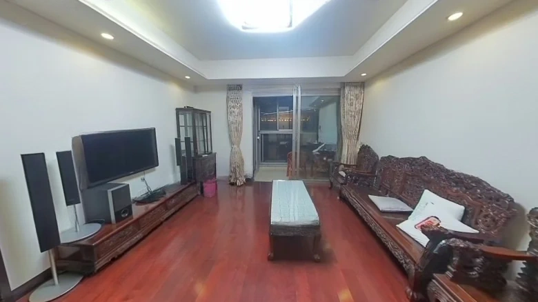 Harmonious and elegant winds - View 2