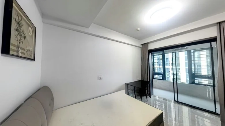 Golden Link Bay Garden - View 1