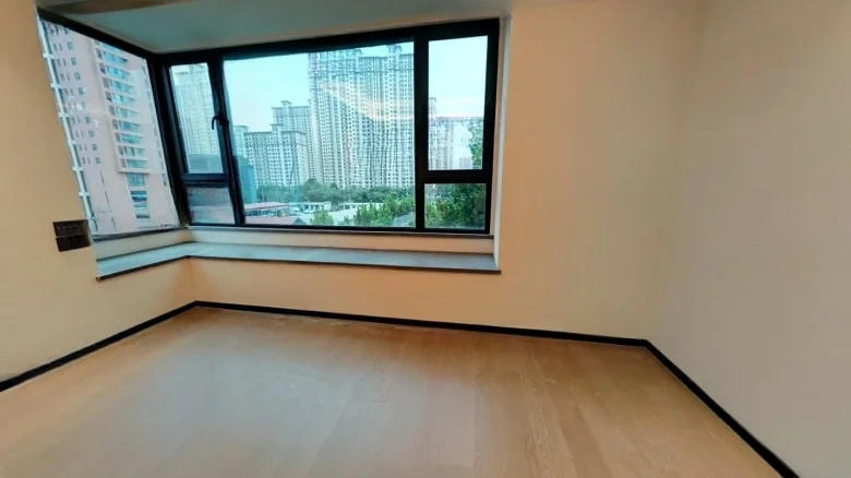 Lakeshore Elegance - View 4