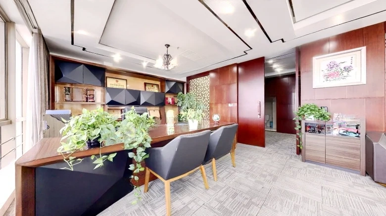 Golden Spoon Wishing Lake - View 3