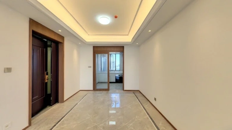 Mountain River Seal - View 6