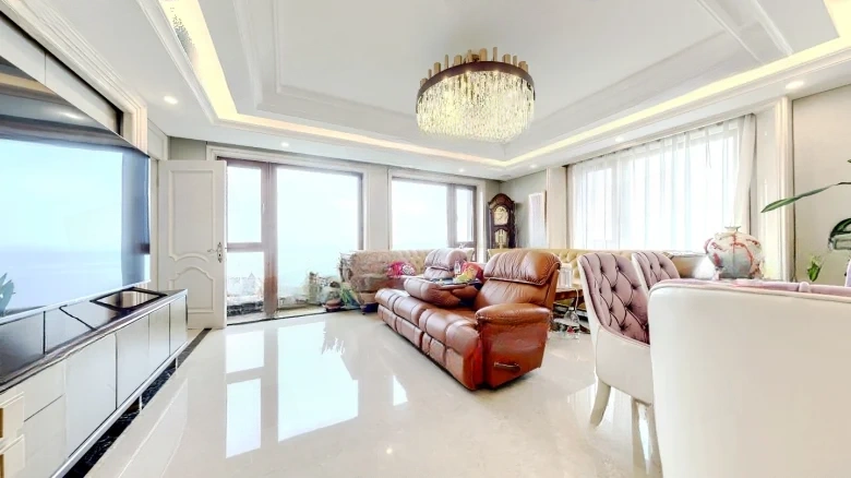 Lakeside Crystal Riviera Luna Bay - View 1