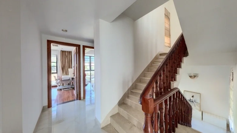 Golden Fingers Hainan Grand Mansion - View 17