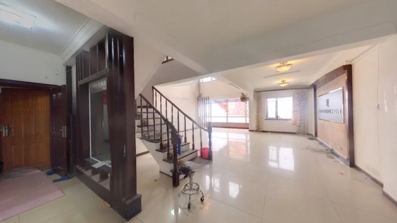 Golden Waltz - View 7