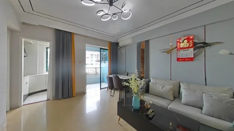 Sunlight Lily - View 4